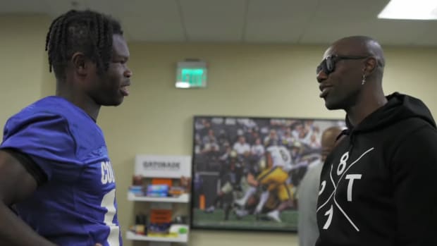 Terrell Owens talked to Travis Hunter at Colorado on Aug. 14